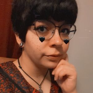 Meet your Posher, Amber